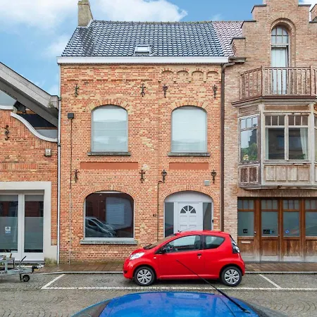Feriehus Elegant Holiday In Near Beach Nieuwpoort