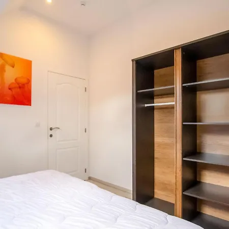 Elegant Holiday In Near Beach Feriehus